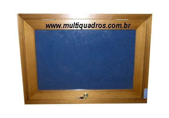 Quadro de Feltro com Moldura de Madeira e Porta de Vidro de Abrir